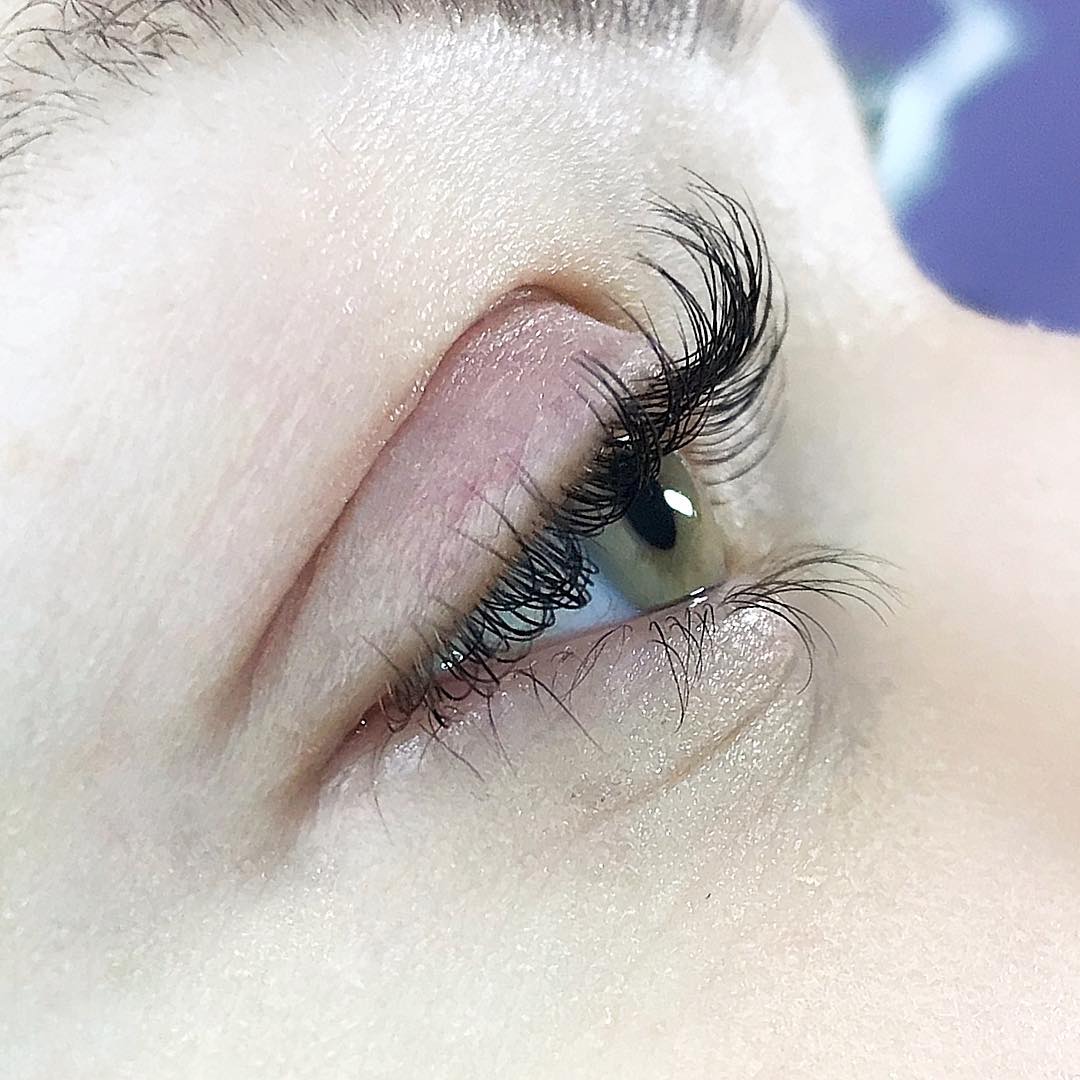 Extensions? No! Eyelash lamination #inleilashfiller in the photo with my natural lashes, no makeup ? #inleikiev #inlei #eyelashlaminationkiev #laminationoflasheskiev #lamimakerskiev