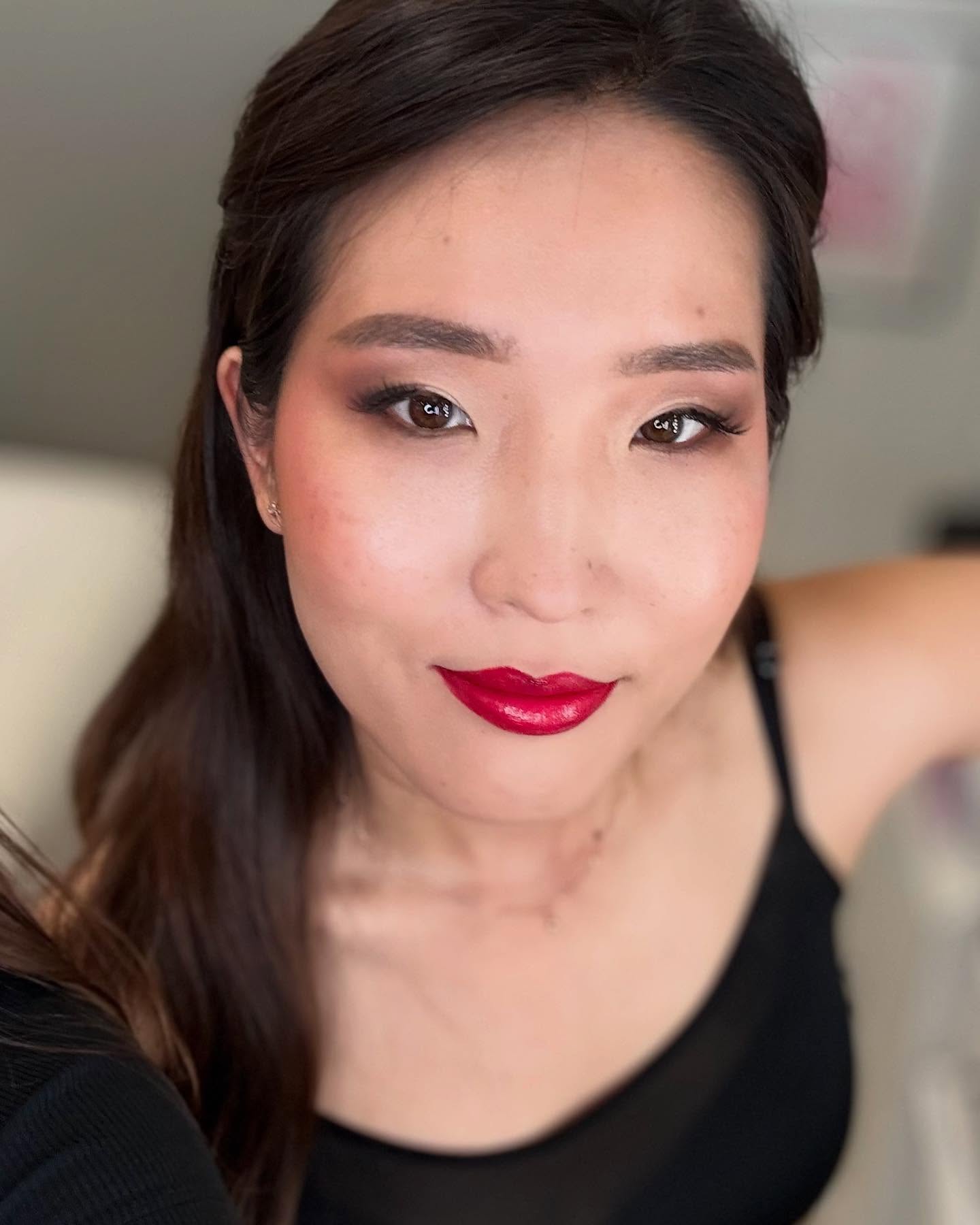 Classic makeup for my friend @minjin0121 ?
 #makeup #makeupsandiego #sandiegomakeup #sandiegomakeupartist #lajolla #lajollamakeup #lajollahairstylist